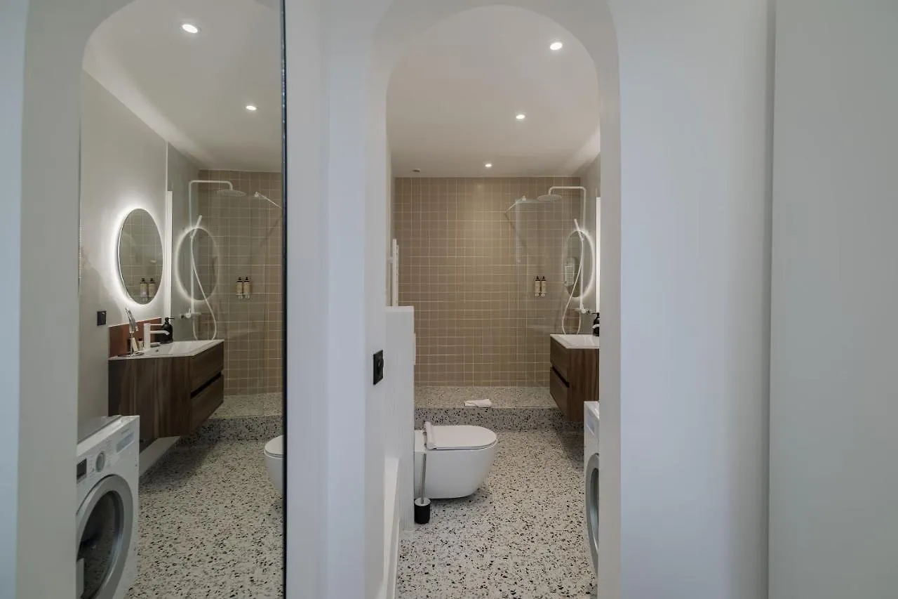 Poetic Stay - Champs Elysees Paris Apartment